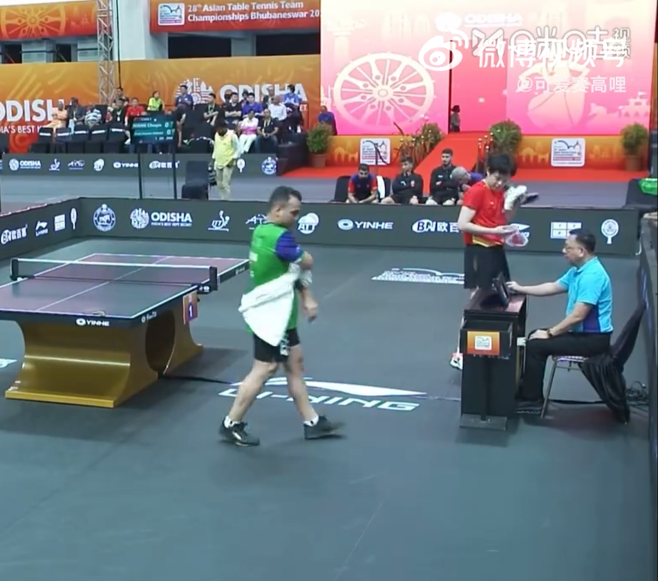 汗水浸透刘, 束之后, 热成小苦瓜